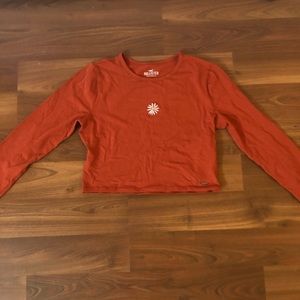 Women’s Long Sleeve Hollister Crop Top